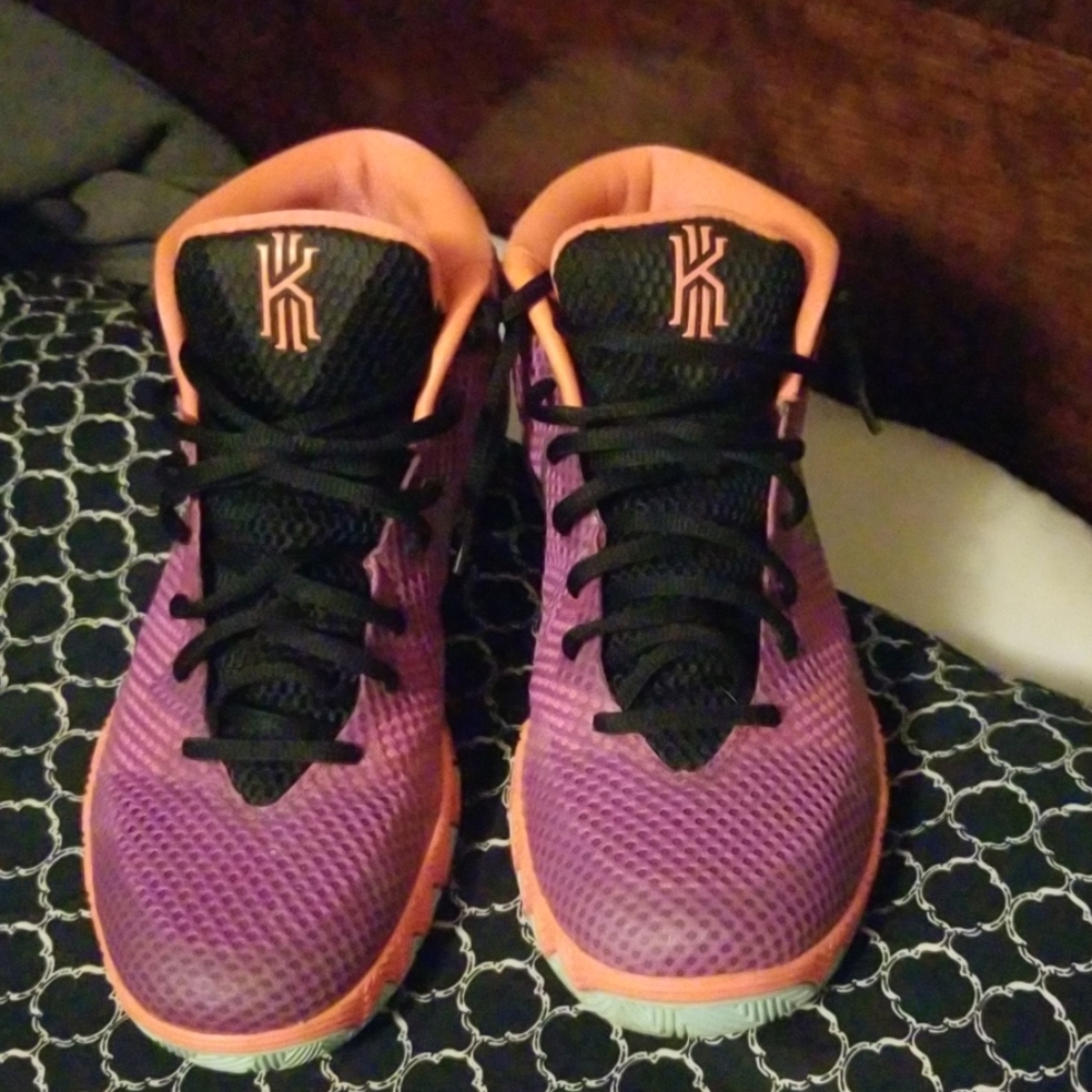 Kyrie 1 easter - Picture 4 of 4